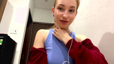 ZenobiaWiderski live cam on Cam4