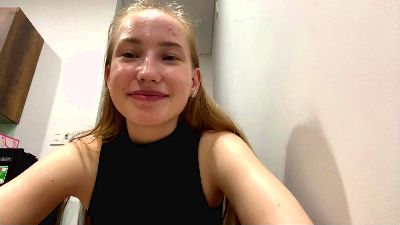 ZenobiaWiderski live cam on Cam4