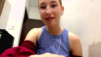 ZenobiaWiderski live cam on Cam4