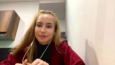 ZenobiaWiderski live cam on Cam4