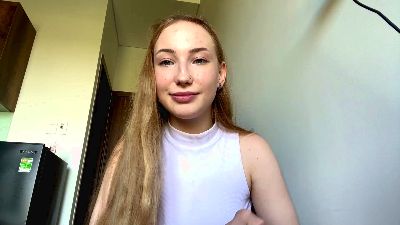 ZenobiaWiderski live cam on Cam4