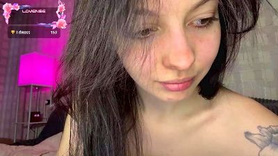 ZettaWalbright live cam on Cam4