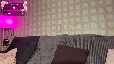 ZettaWalbright live cam on Cam4