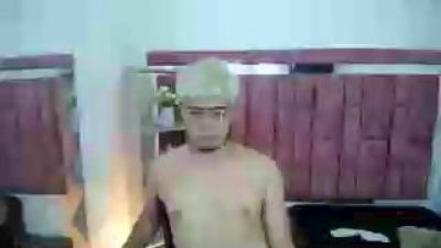 ZeusTrys live cam on Cam4
