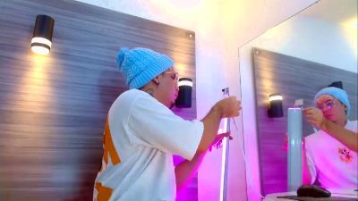 ZeusTrys live cam on Cam4