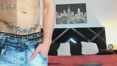Zeus_damian21 live cam on Cam4
