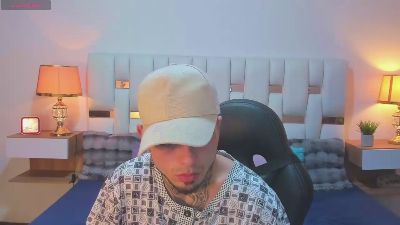 Zeus_damian21 live cam on Cam4