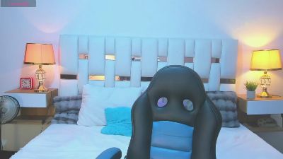 Zeus_damian21 live cam on Cam4