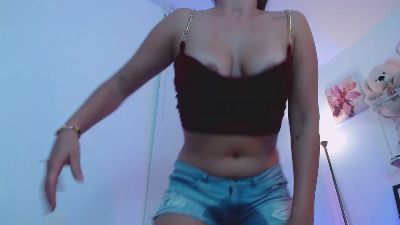 ZharaBoom_ live cam on Cam4