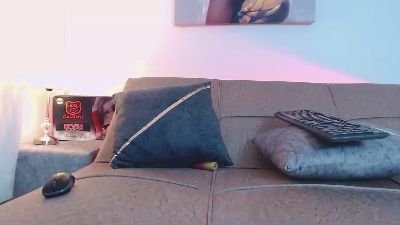 ZharaBoom_ live cam on Cam4
