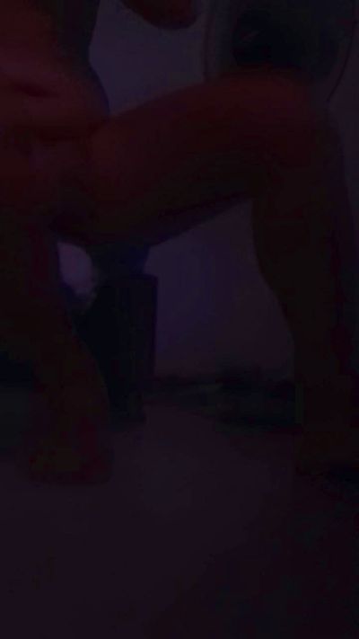 Zharhot live cam on Cam4