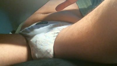 Zipfl67 live cam on Cam4
