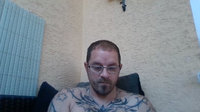 Zippi38 live cam on Cam4