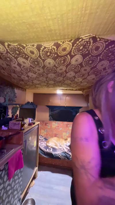 Zoe49 live cam on Cam4