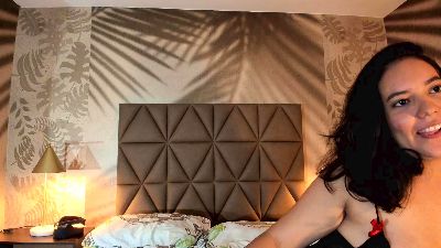 ZoeMorelli live cam on Cam4