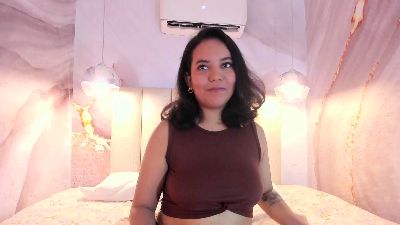 ZoeMorelli live cam on Cam4