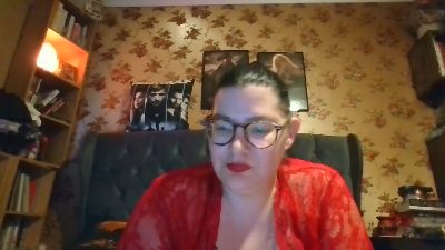ZoeNextDoorx live cam on Cam4