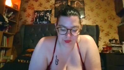 ZoeNextDoorx live cam on Cam4