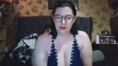 ZoeNextDoorx live cam on Cam4