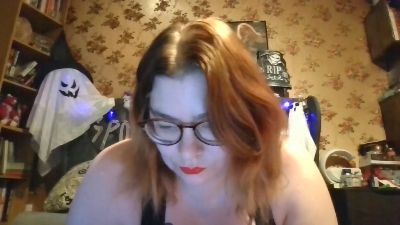 ZoeNextDoorx live cam on Cam4