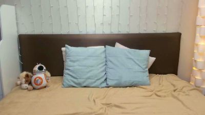 ZoeSanders live cam on Cam4