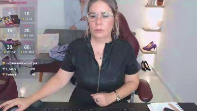 Zoe_Marie live cam on Cam4