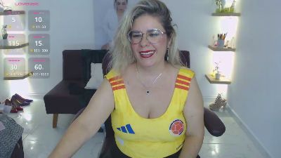 Zoe_Marie live cam on Cam4