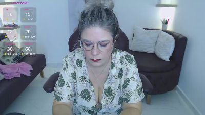 Zoe_Marie live cam on Cam4