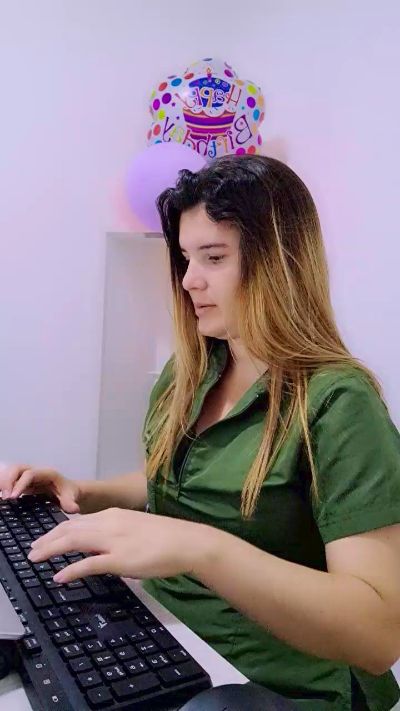 Zoey777 live cam on Cam4