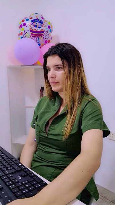 Zoey777 live cam on Cam4