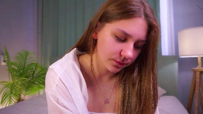 ZoniaHummert live cam on Cam4