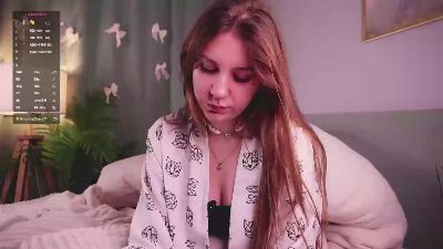 ZoniaHummert live cam on Cam4