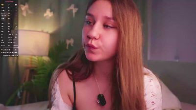 ZoniaHummert live cam on Cam4