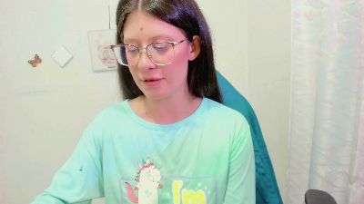 ZooeyBelair live cam on Cam4