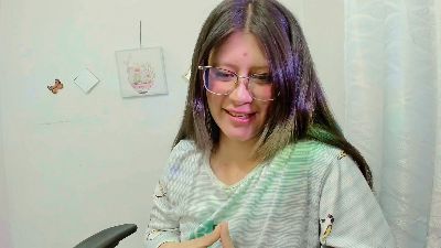 ZooeyBelair live cam on Cam4