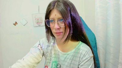 ZooeyBelair live cam on Cam4
