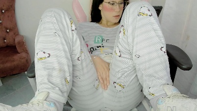 ZooeyBelair live cam on Cam4