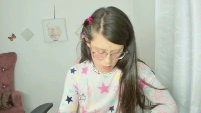 ZooeyBelair live cam on Cam4