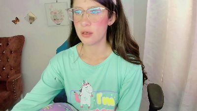 ZooeyBelair live cam on Cam4
