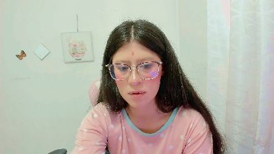ZooeyBelair live cam on Cam4