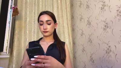 ZoraidaStender live cam on Cam4