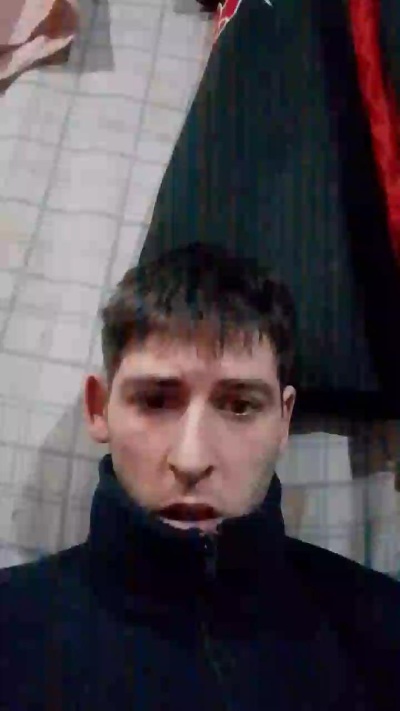 Zorozoro23 live cam on Cam4