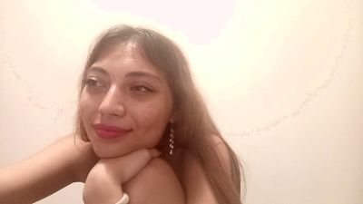ZulaCahela live cam on Cam4