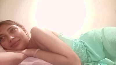 ZulaCahela live cam on Cam4