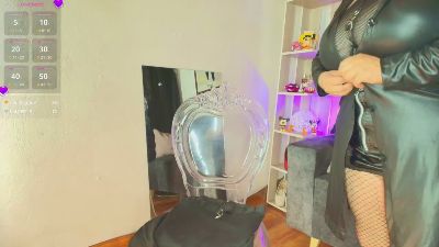 Zully_Green live cam on Cam4
