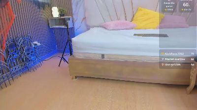 Zuri_Denzel live cam on Cam4