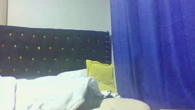 Zuri_ii live cam on Cam4