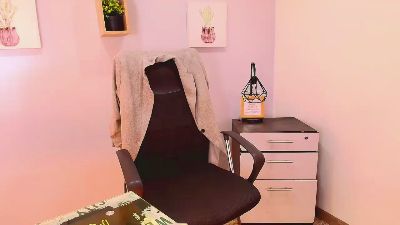 Zuzana_21 live cam on Cam4