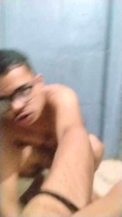 Zv0rileyredylo live cam on Cam4