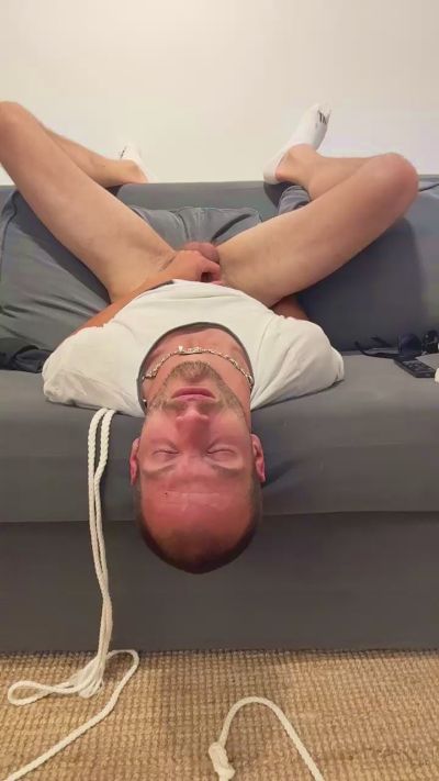 Zvedavy00000 live cam on Cam4